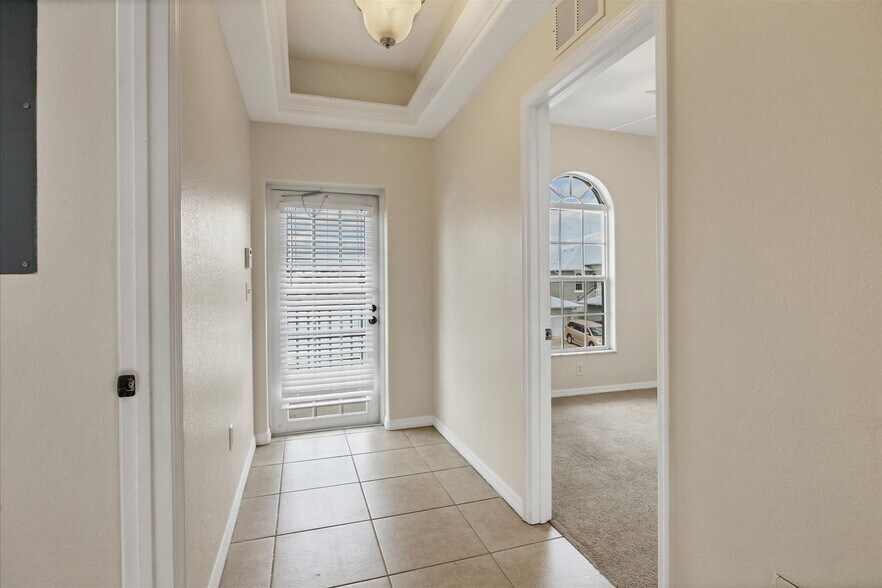 More Photos Of 4520 S Biscayne Dr, North Port Apartments For Sale