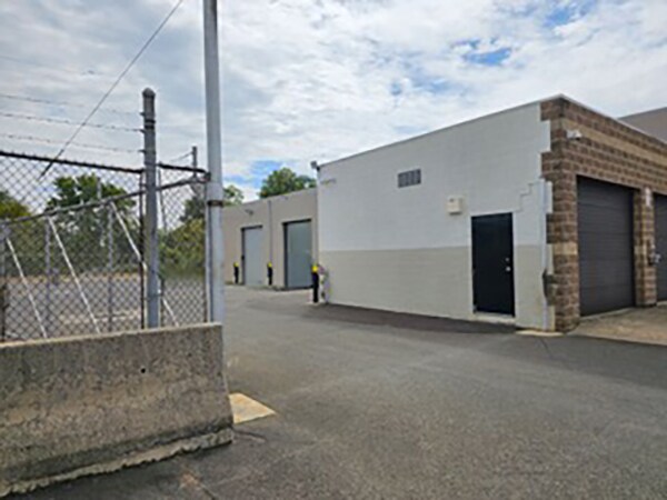 More Photos Of 1249 Byberry Rd, Philadelphia Warehouse For Sale