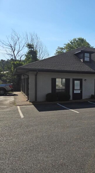 More Photos Of 233 Oil Well Rd, Jackson Medical For Lease