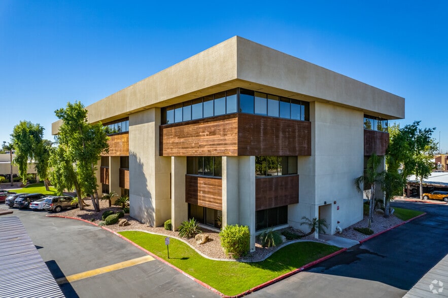 More Photos Of 2222-2228 W Northern Ave, Phoenix Unknown For Lease