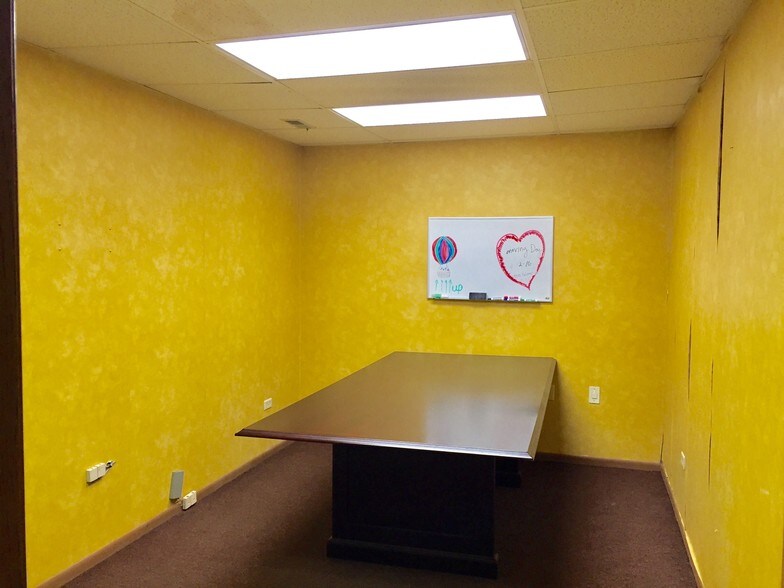 More Photos Of 8224 Calumet Ave, Munster Medical For Lease