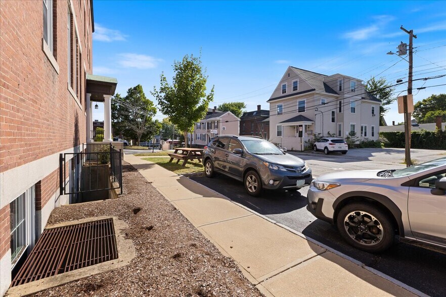 More Photos Of 46 S Main St, Concord Office For Sale