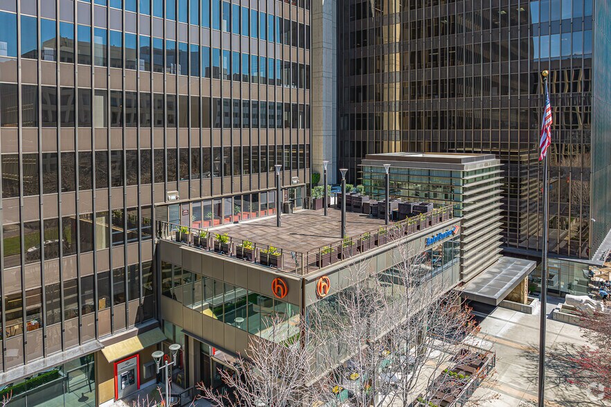 More Photos Of 555 Capitol Mall, Sacramento Office For Lease