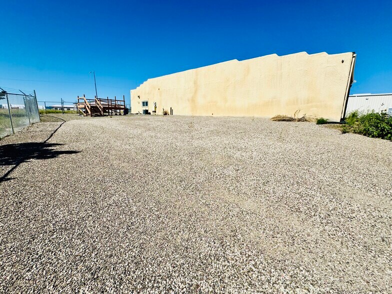 More Photos Of 36730 Democracy Dr, Trinidad Warehouse For Lease