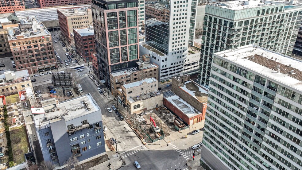 More Photos Of 619 W Randolph St, Chicago Restaurant For Sale