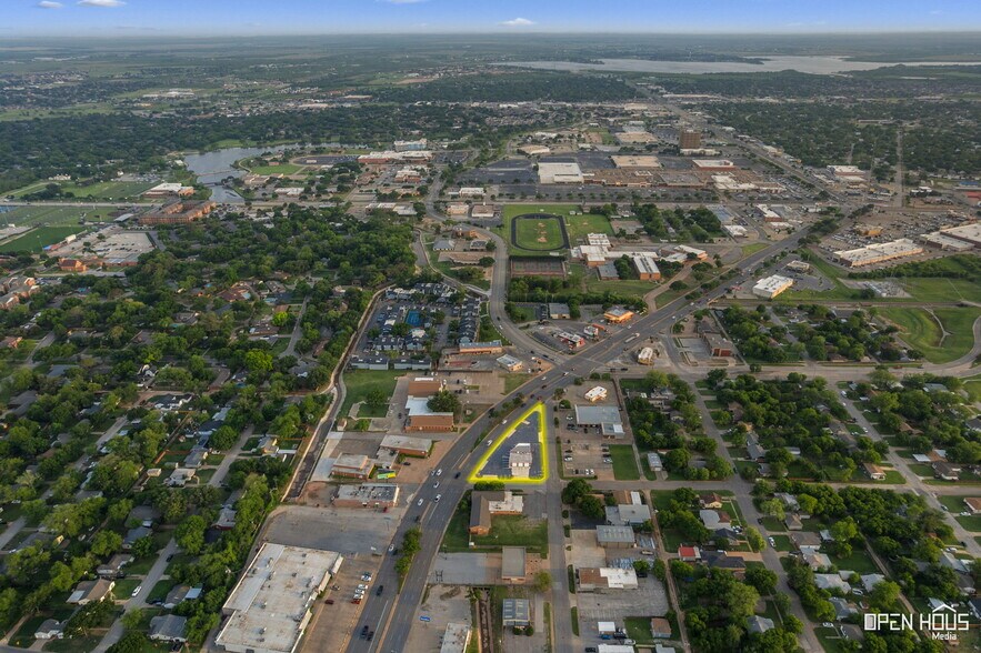 More Photos Of 3500 Kemp Blvd, Wichita Falls General Retail For Sale