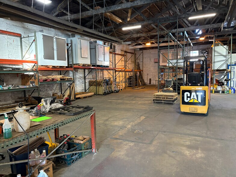 More Photos Of 1621 N 7th St, Harrisburg Warehouse For Sale