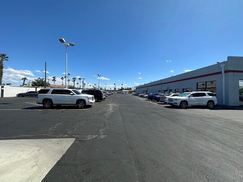 More Photos Of 3105 E Sahara Ave, Las Vegas Auto Repair For Lease