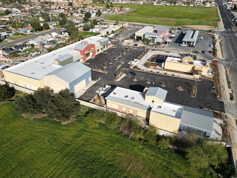 More Photos Of 9241 Limonite Ave, Jurupa Valley Unknown For Lease