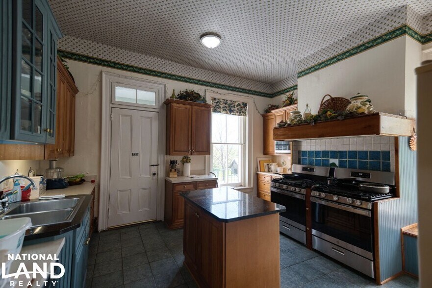 More Photos Of 5189 Rockwood Rd, Dublin Lodge Meeting Hall For Sale