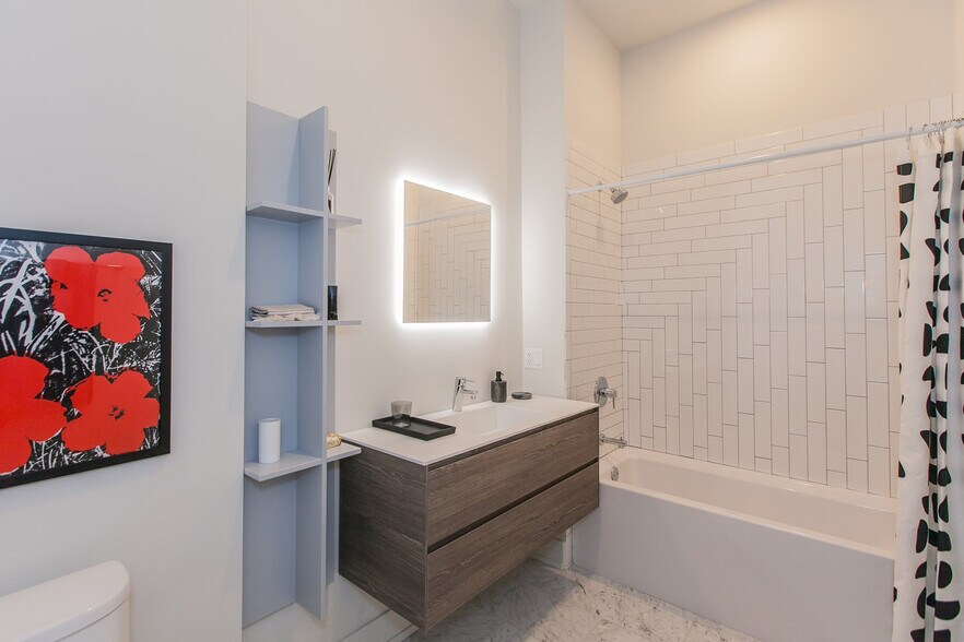 More Photos Of 853 N Larrabee St, Chicago Multifamily For Sale