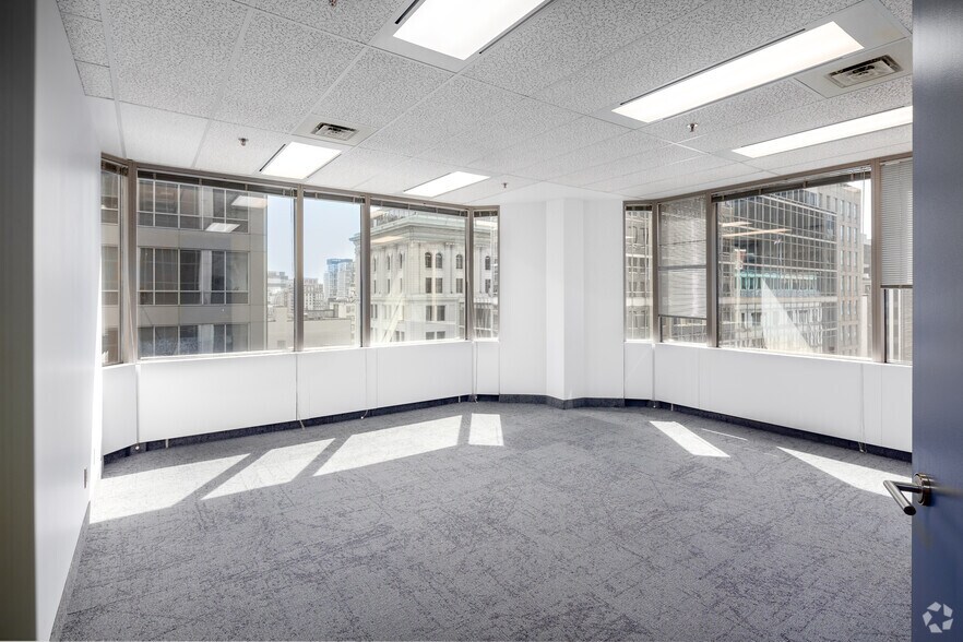 More Photos Of 20 Adelaide St E, Toronto Office For Lease