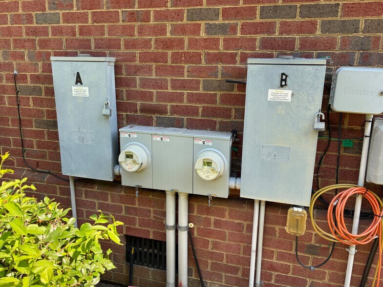 More Photos Of 1880 W City Dr, Elizabeth City Medical For Sale