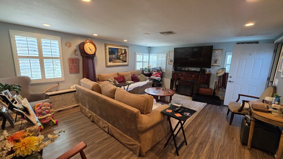 More Photos Of 1642 4th St, Norco Land For Sale