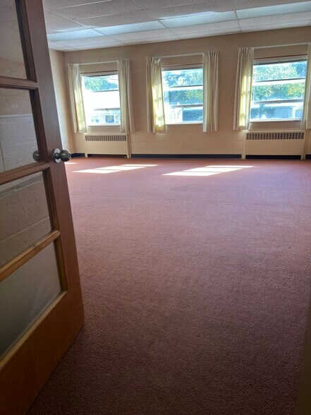 More Photos Of 1701 Capitol Ave, Fort Wayne Specialty For Sale