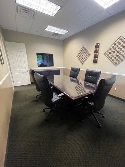 More Photos Of 24001 Orchard Lake Rd, Farmington Hills Medical For Sale
