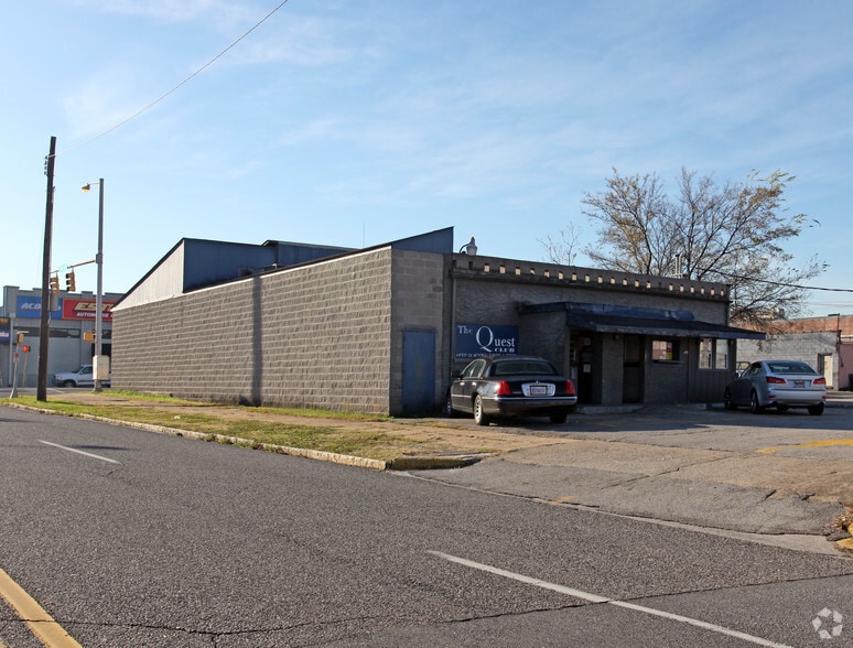More Photos Of 416 24th St S, Birmingham Freestanding For Sale