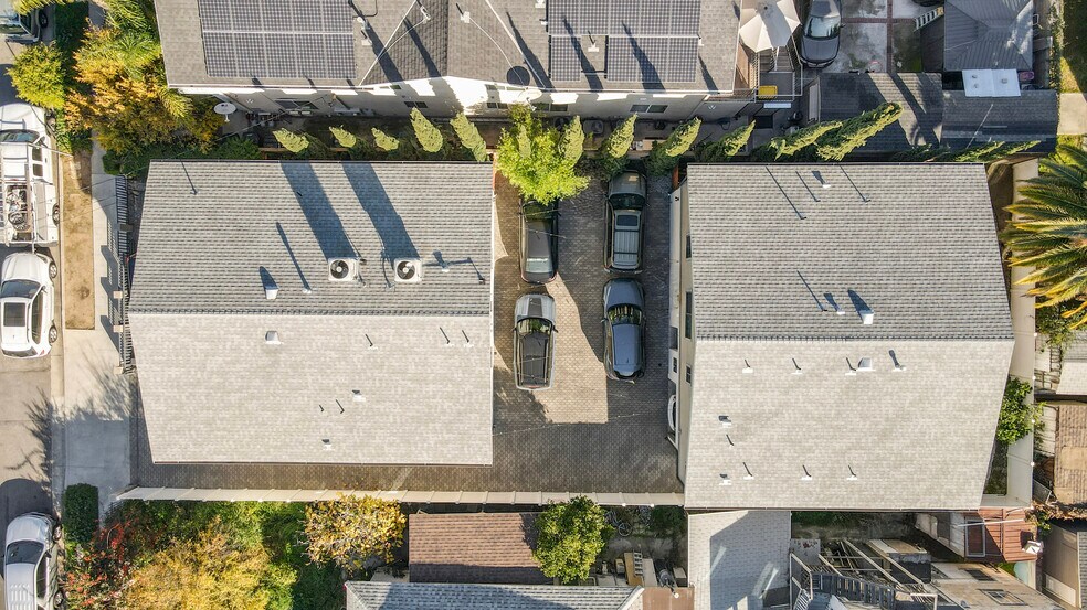 More Photos Of 1256 N Hobart Blvd, Los Angeles Apartments For Sale