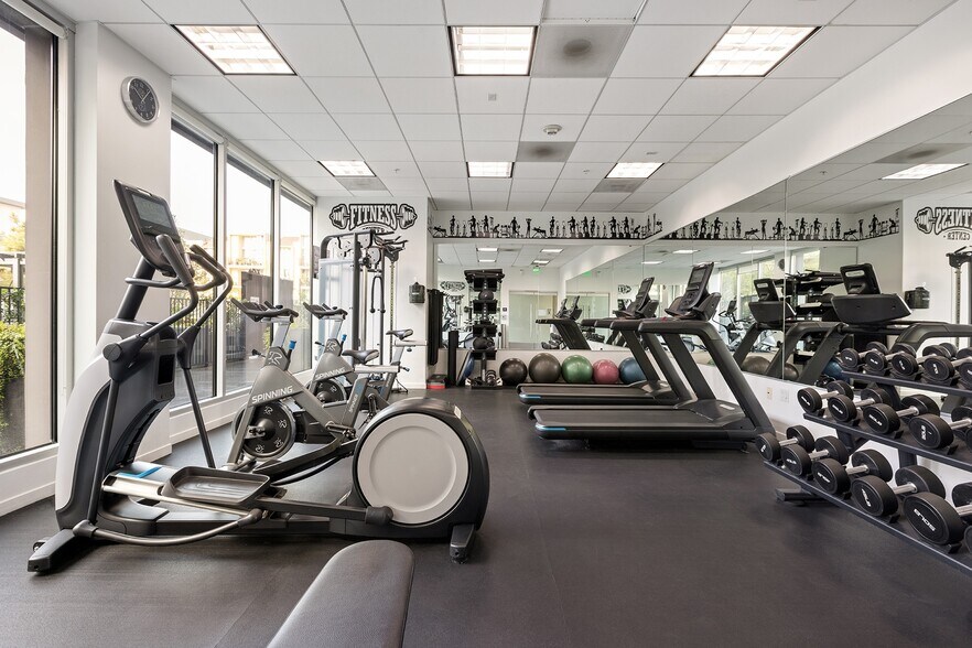 More Photos Of 3460 W 7th St, Los Angeles Apartments For Lease
