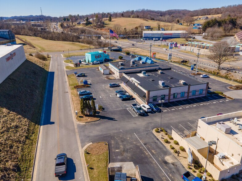 More Photos Of 2940 Paulena Dr, Bristol Storefront For Sale