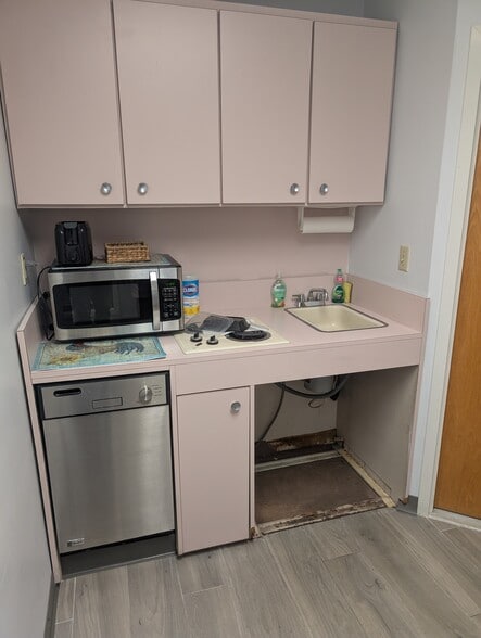 More Photos Of Shipway Pl, Boston Office For Lease