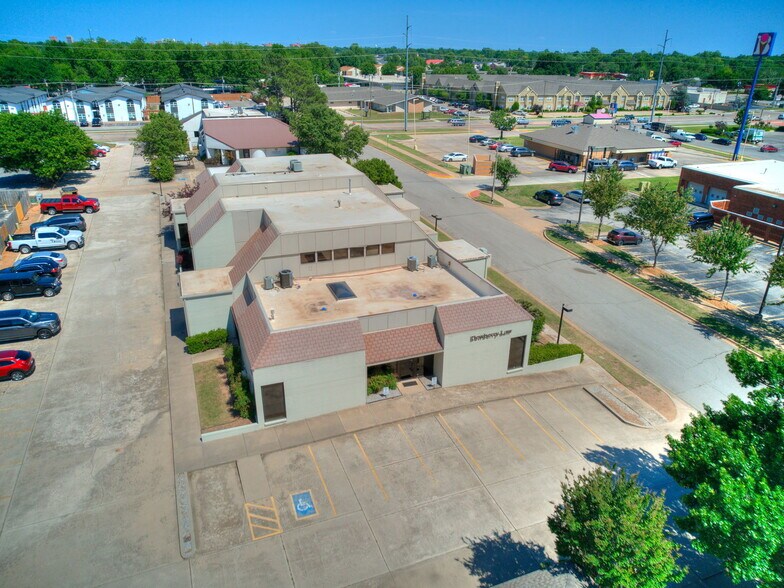 More Photos Of 2425 Wilcox Dr, Norman Office For Sale