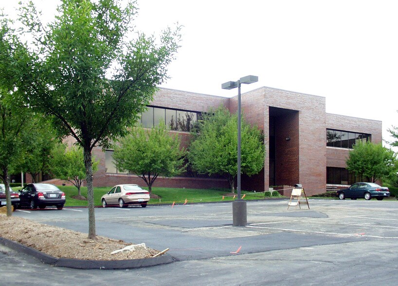 More Photos Of 12813 Flushing Meadows Dr, Saint Louis Office For Lease