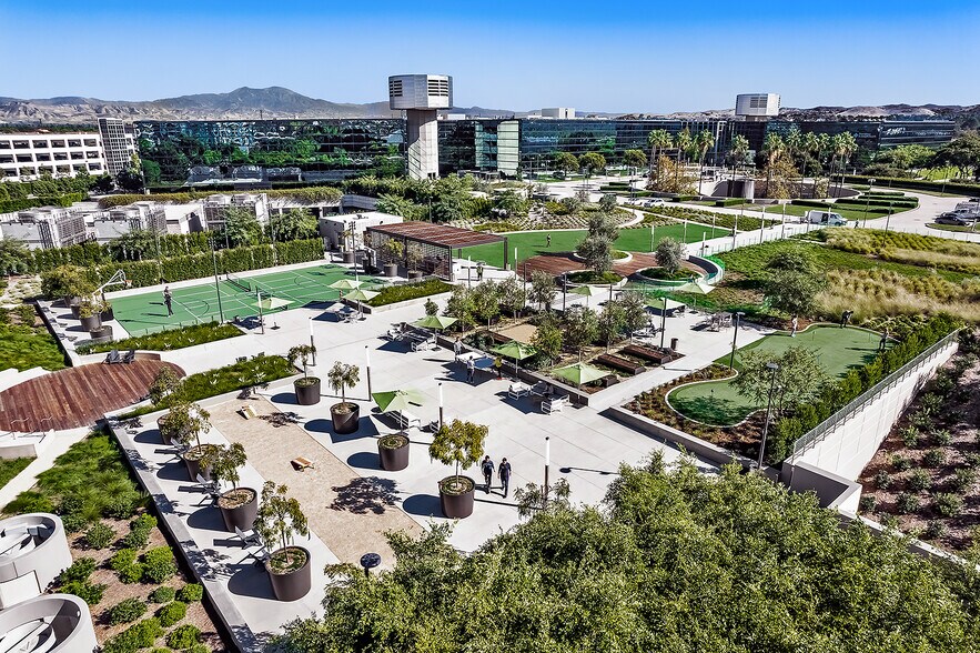 More Photos Of 3333 Michelson Dr, Irvine Coworking Space
