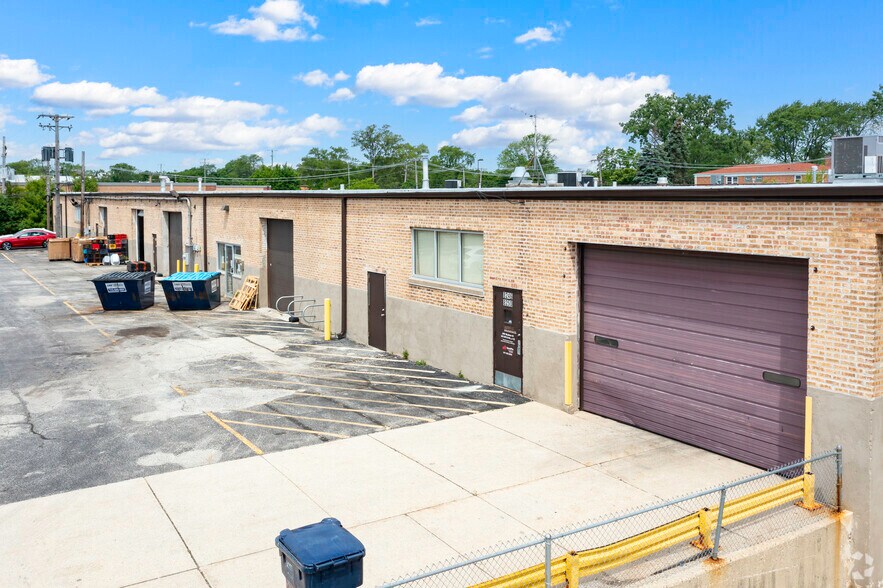 More Photos Of 3401 Madison St, Skokie Warehouse For Sale