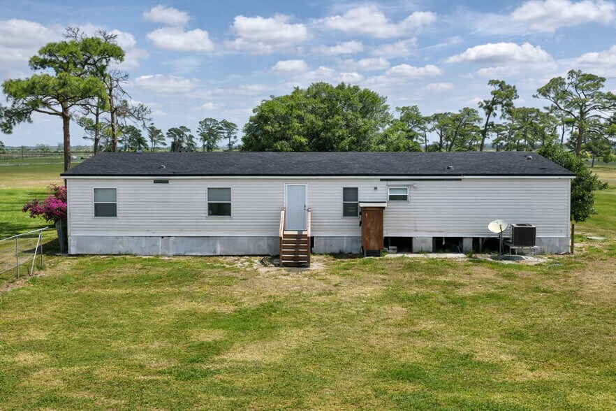 More Photos Of 6575 NE 96th Ave, Okeechobee Religious Facility For Sale