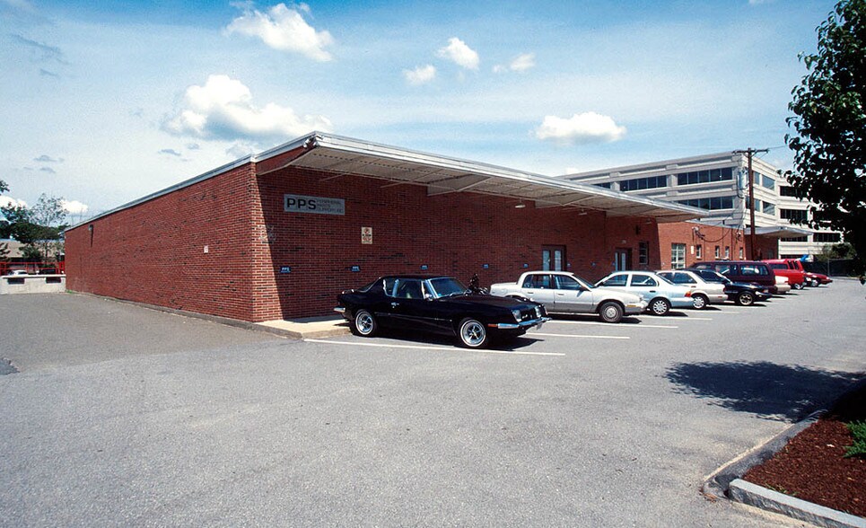 More Photos Of 293 Second Ave, Waltham Medical For Sale