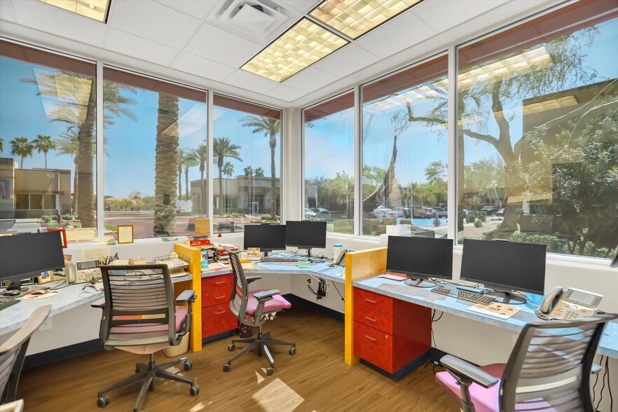 More Photos Of 60 S Kyrene Rd, Chandler Loft Creative Space For Lease