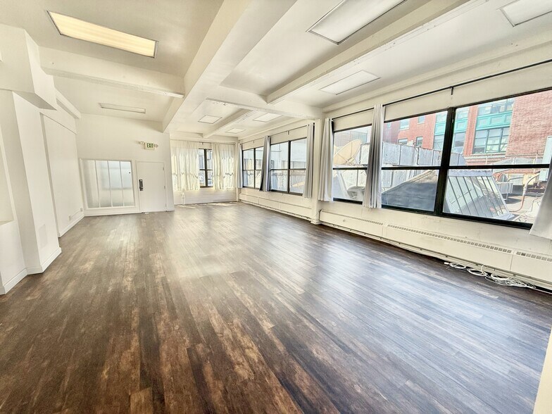 More Photos Of 300 Broadway, San Francisco Loft Creative Space For Lease
