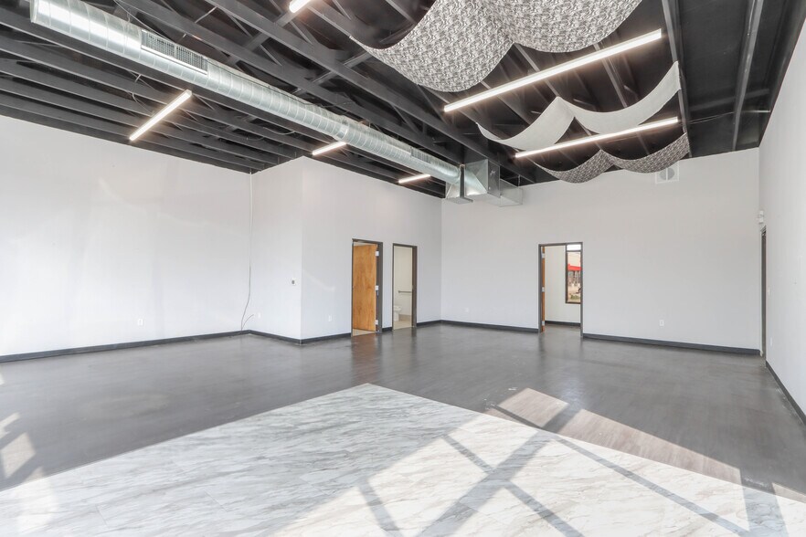More Photos Of 1837-1845 Park Ave, Plover Storefront Retail Office For Lease