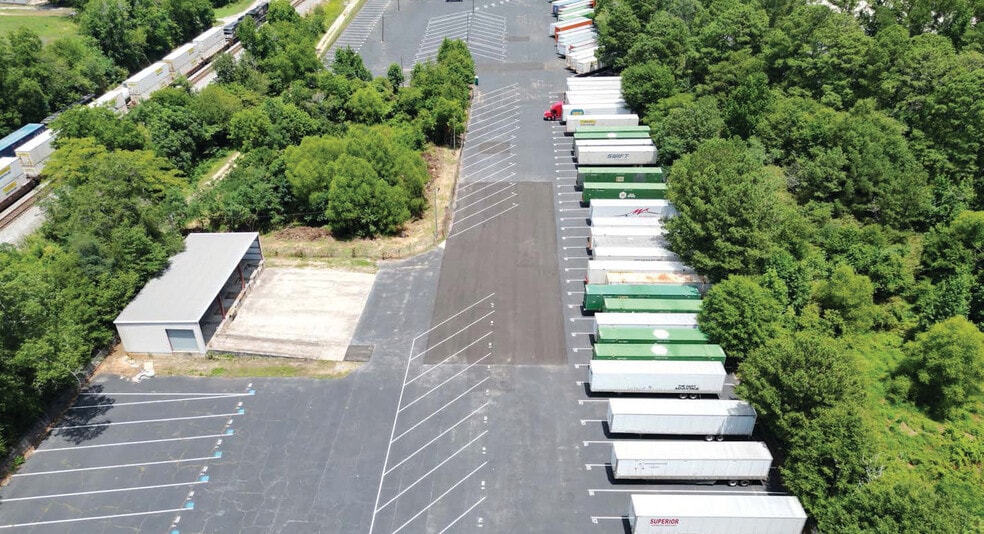 Primary Photo Of 24 Racetrack Rd, McDonough Industrial For Lease