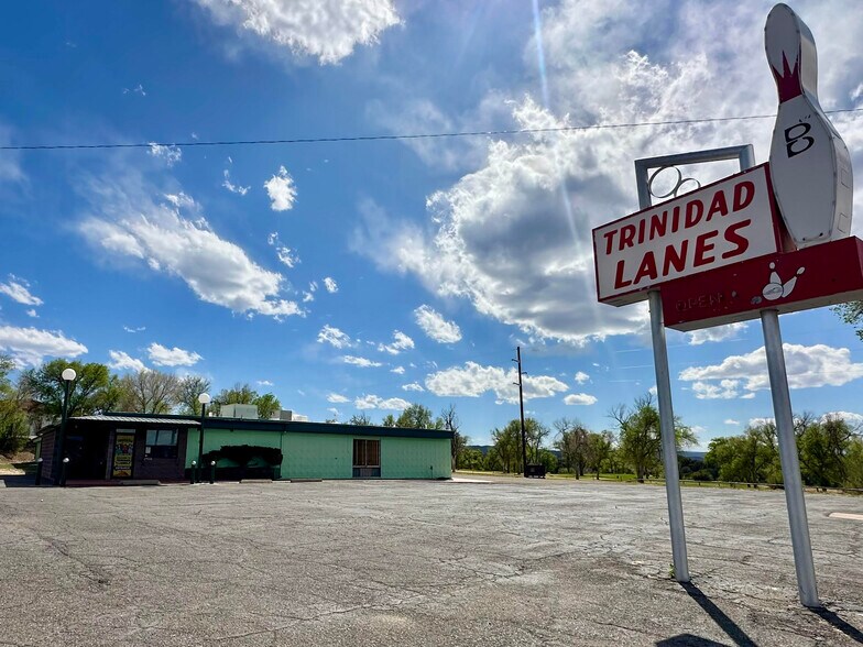 Primary Photo Of 823 Van Buren St, Trinidad Bowling Alley For Sale