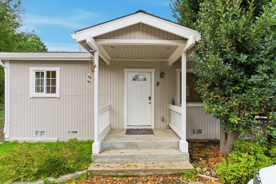 More Photos Of 567 San Geronimo Valley Dr, San Geronimo Apartments For Sale