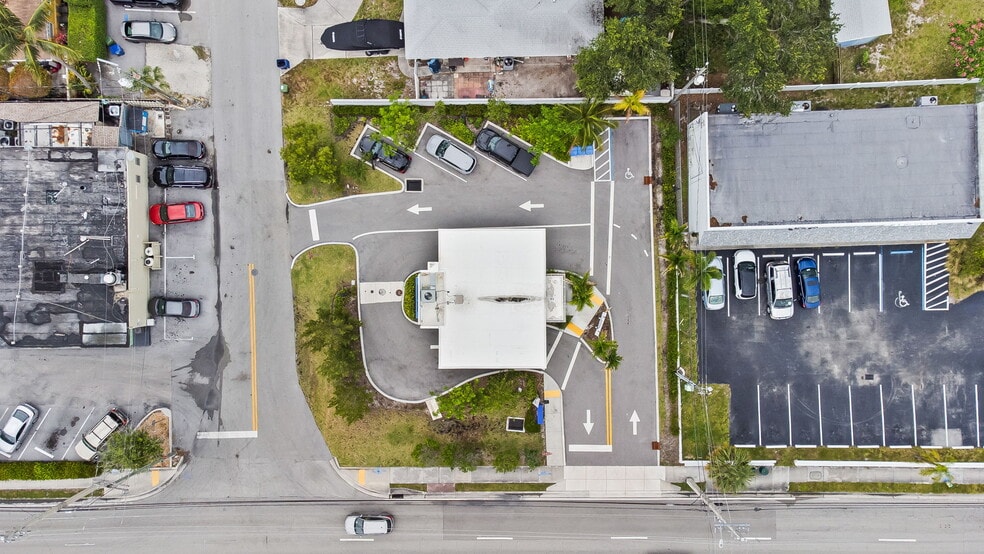 More Photos Of 2690 N Andrews Ave, Wilton Manors Freestanding For Sale