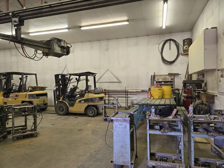 More Photos Of 2800 Horner ct, Fairbanks Industrial For Sale