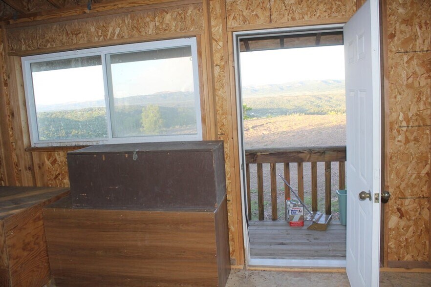 More Photos Of 2498 Silverado Ridge, Duck Creek Village Specialty For Sale