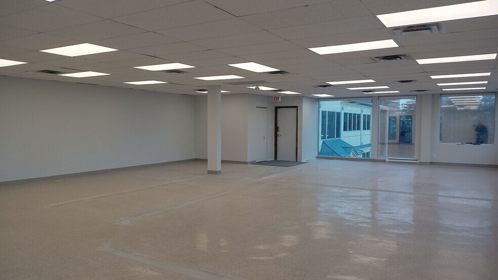 More Photos Of 745 Montreal Rd, Ottawa Medical For Lease