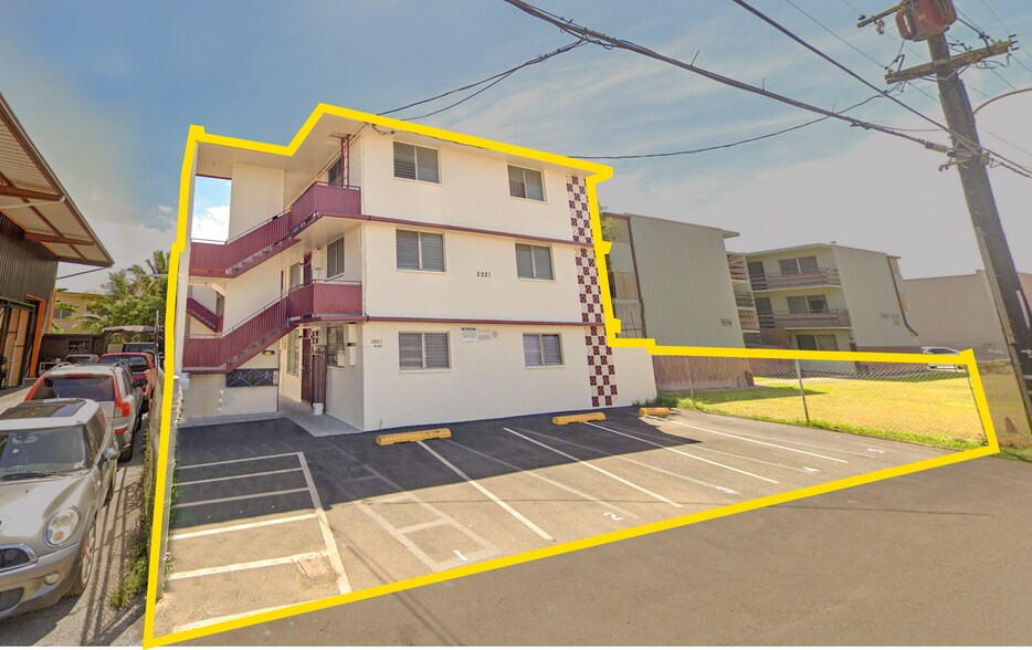 Primary Photo Of 2021 Wilcox Ln, Honolulu Apartments For Sale