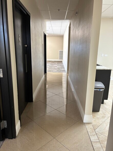 More Photos Of 2355 Red Rock St, Las Vegas Office For Lease