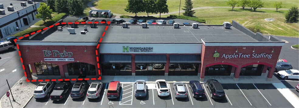 More Photos Of 210 S Emerson Ave, Greenwood Storefront Retail Office For Lease