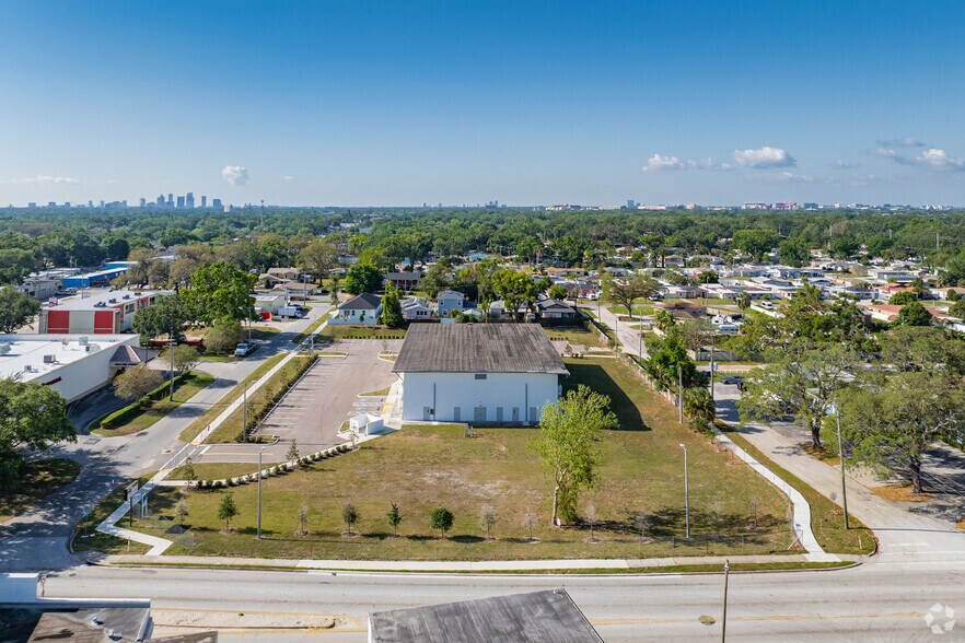 More Photos Of 2526 W Sligh Ave, Tampa Freestanding For Sale