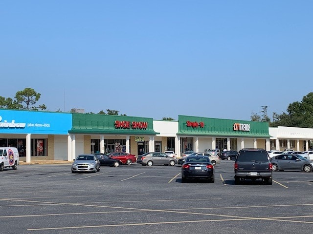 More Photos Of 303 S Slappey Blvd, Albany General Retail For Sale