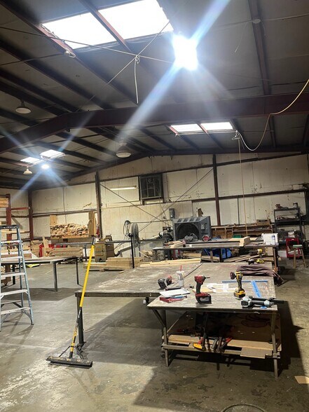 More Photos Of 1009 Putman Dr NW, Huntsville Warehouse For Lease