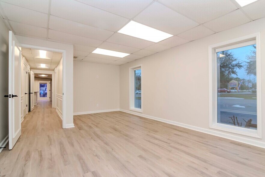 More Photos Of 3205 W Waters Ave, Tampa Medical For Sale