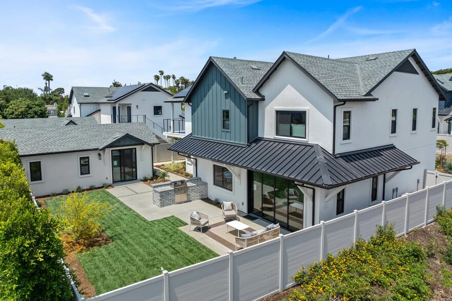 More Photos Of 3747-3751 Adams St, Carlsbad Apartments For Sale