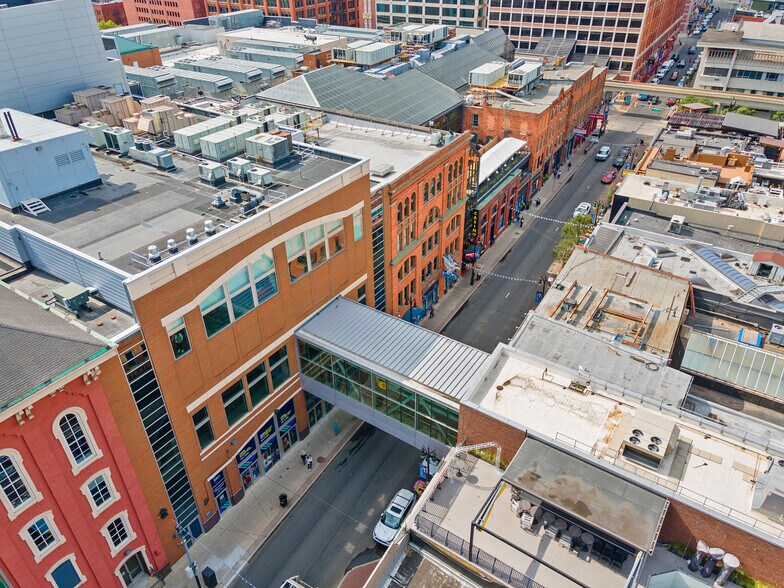 More Photos Of 546-570 Monroe St, Detroit Casino For Lease